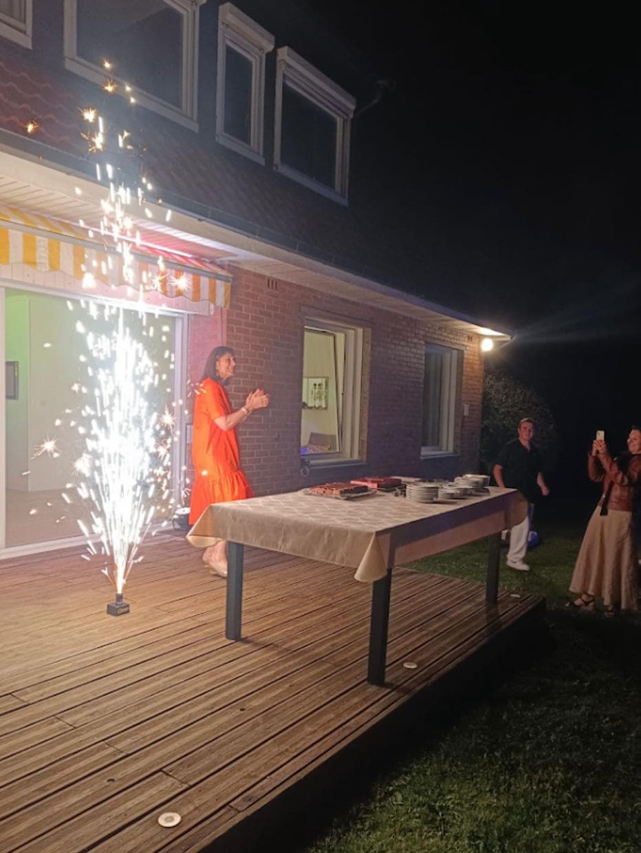 Fontaines d'étincelles anniversaire jardin